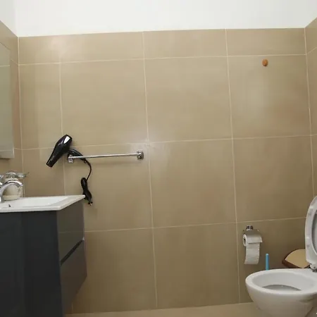 דירה Cico טיראנה